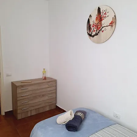 Playa Rosa Guía de Isora